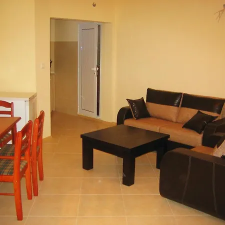 In Complex Lazur 2 Апартаменты *