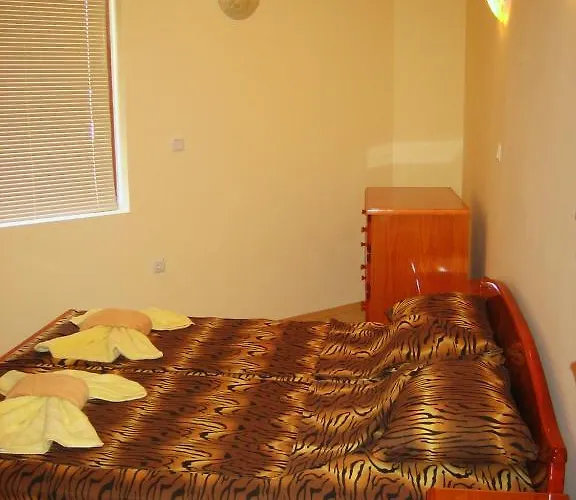 In Complex Lazur 2 アパート *