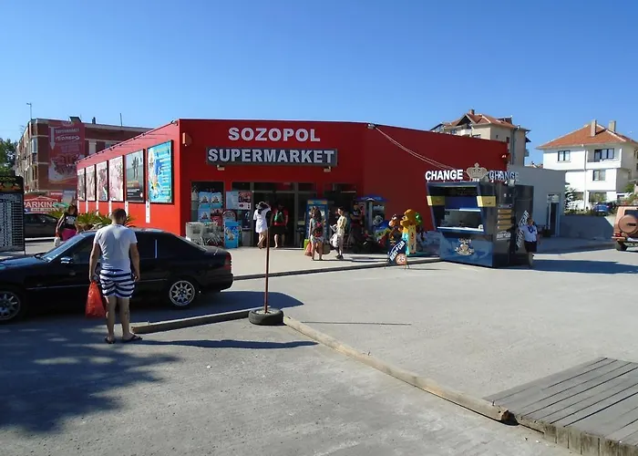 In Complex Lazur 2 アパート *