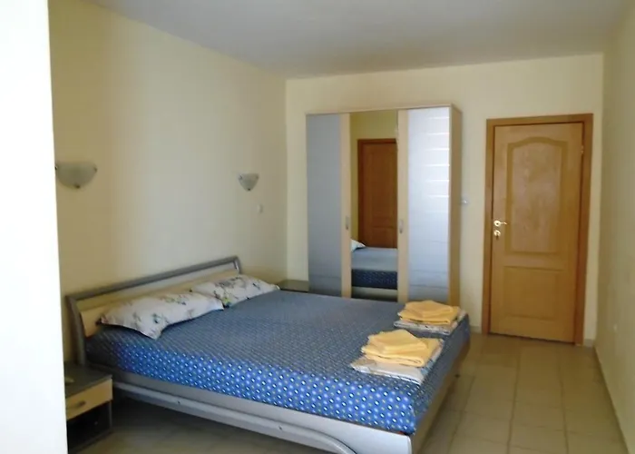 In Complex Lazur 2 *