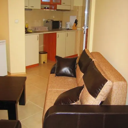 In Complex Lazur 2 Appartement